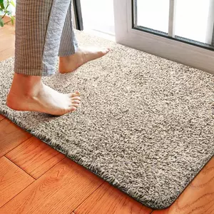 שטיח הפלא סופח עד 95% מהלכלוך וטביעות רגליים